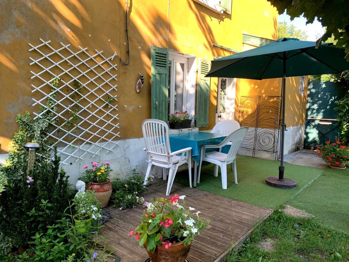 "La Petite Maison" Sainte Foy les Lyon Bagian luar foto