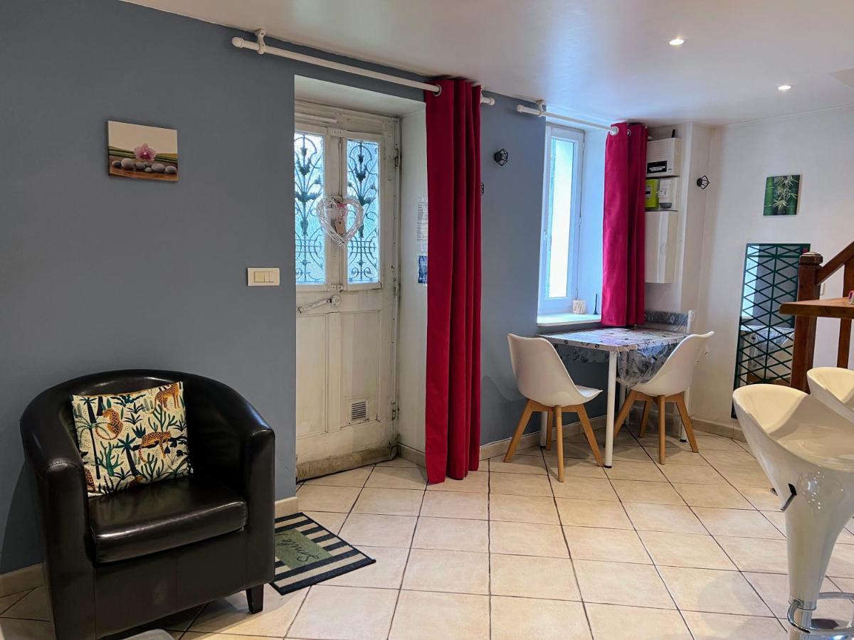 "La Petite Maison" Sainte Foy les Lyon Bagian luar foto